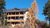 Le Chalet de l’écureuil bleu :Gîtes,chambres d'hôtes,table d'hôtes,à la campagne,proche pistes ski,idéal randonnées,Pyrénées Font-Romeu-Odeillo-Via