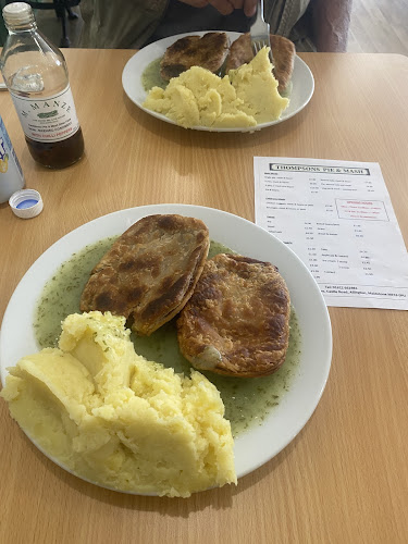 Comments and reviews of Thompsons Pie & Mash