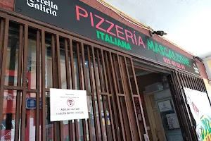 Pizzería Mascalzone image