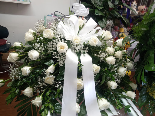 Florist «Send Your Love Flowers & Balloons», reviews and photos, 1417 SW Military Dr, San Antonio, TX 78221, USA