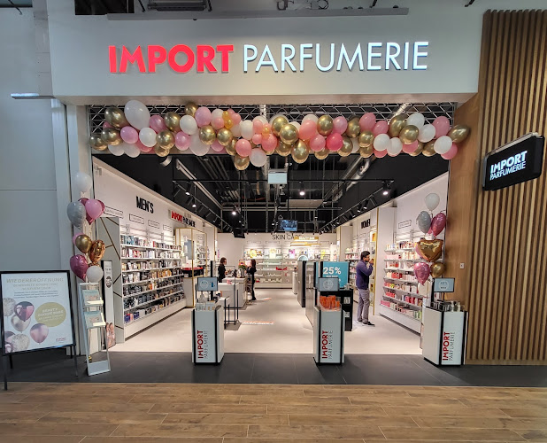 Import Parfumerie Biel Bahnhof