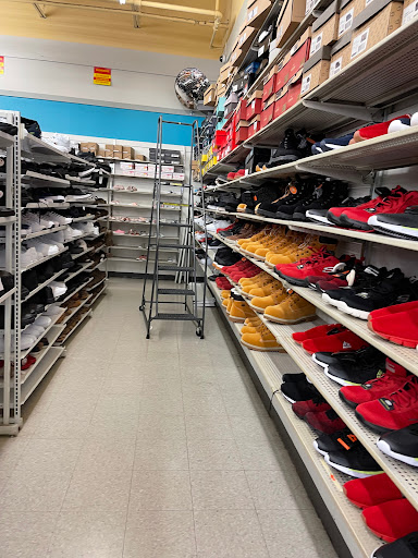 Clothing Store «Rugged Wearhouse», reviews and photos, 8866 Waltham Woods Rd, Baltimore, MD 21234, USA