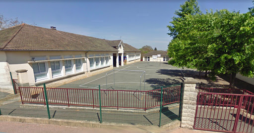 École maternelle à Salignac-Eyvigues, Dordogne