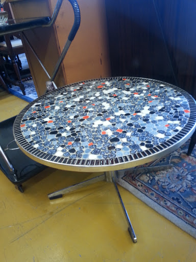 Furniture Store «San Antonio Furniture Finders», reviews and photos, 617 Fredericksburg Rd, San Antonio, TX 78201, USA