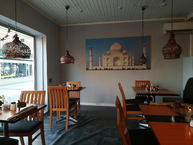 Indisk Dinemore Restaurant