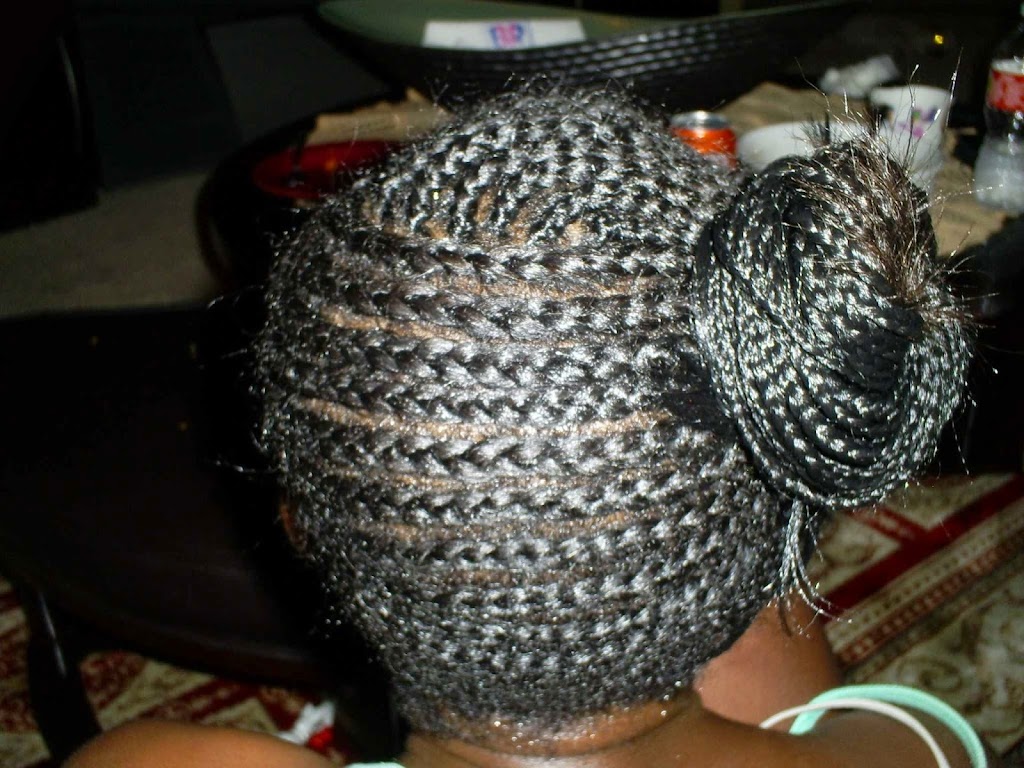 Hair & Braids Studio 77071