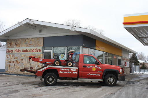 Auto Repair Shop «RIVER HILLS AUTOMOTIVE», reviews and photos, 2825 Cliff Rd E, Burnsville, MN 55337, USA