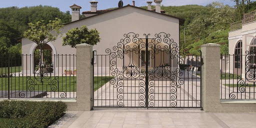 puertas automaticas Suministros Cerrajeros - Automatismos en San Cibrao das Viñas