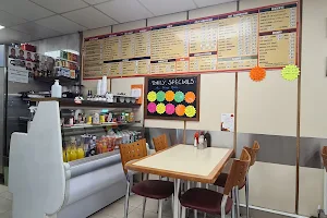 Mums Cafe image