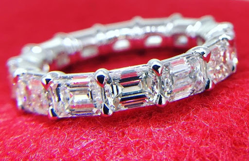 Jewelry Store «Henry C Reid & Son», reviews and photos, 1591 Post Rd, Fairfield, CT 06824, USA