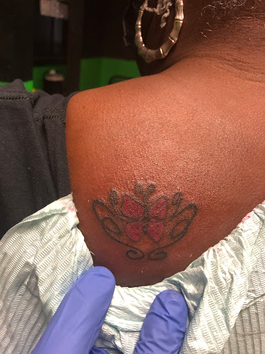 Tattoo Shop «Infamous Tattoos», reviews and photos, 3530 Flat Shoals Rd A, Decatur, GA 30034, USA