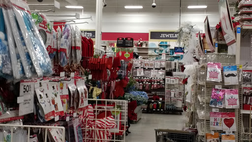 Craft Store «Michaels», reviews and photos, 340 Crossroads Blvd, Cary, NC 27511, USA