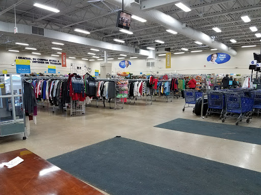 Thrift Store «Goodwill Store & Donation Center», reviews and photos, 539 Fort Hill Dr, Naperville, IL 60540, USA