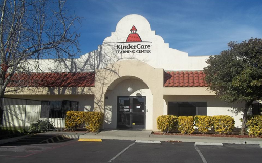 Day Care Center «Rialto KinderCare», reviews and photos, 960 Bloomington Ave, Bloomington, CA 92316, USA