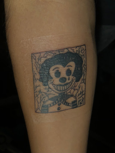Explore 1976 tattoo ideas, creative tattoo ideas in Downey, available at Superior Ink Tattoo and Piercings