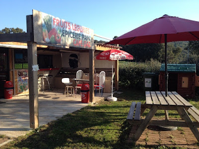 Épicerie café dépôt de Pain gaz à Porto-Vecchio