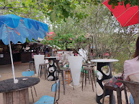 Atmosphère du Restaurant Beauvallon Beach à Montguyon - n°4