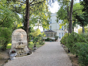 Photo n°45 de Les Jardins de la Vieille Fontaine à Maisons-Laffitte ()