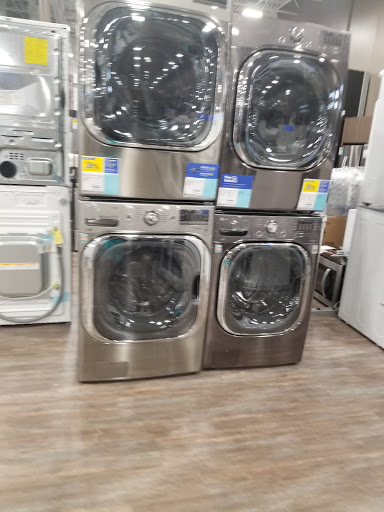 Electronics Store «Best Buy», reviews and photos, 237 Crossroads Blvd, Cary, NC 27518, USA