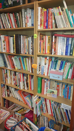 Thrift Store «Treasures Galore The Indoor Garage Sale Thrift Store», reviews and photos, 1964 Rahncliff Ct #800, Eagan, MN 55122, USA