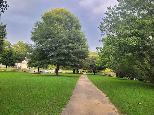 Riverside Greenway Trailhead