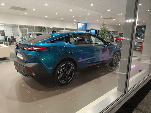 Photo 1 - Peugeot Avranches Mary Automobiles
