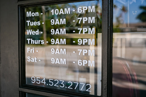 Hair Salon «Francesca Guerrera Salon & Spa», reviews and photos, 2424 E Las Olas Blvd, Fort Lauderdale, FL 33301, USA