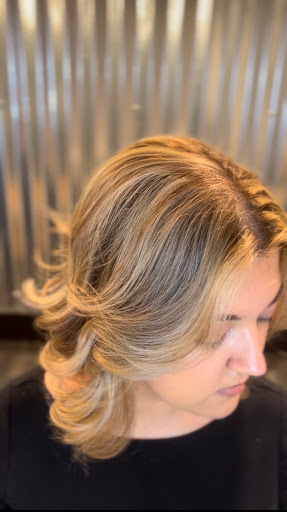 Hair Salon «Kate Emilies A Salon», reviews and photos, 54 Pembroke Rd #6, Danbury, CT 06811, USA