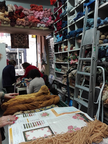 Loja de artigos para tricô Serranofil Lisboa