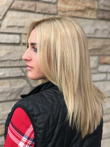 Hair Salon «Hollywood Hair Salon», reviews and photos, 693 Ling Rd, Rochester, NY 14612, USA