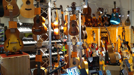 Musical instrument shops in Hamburg