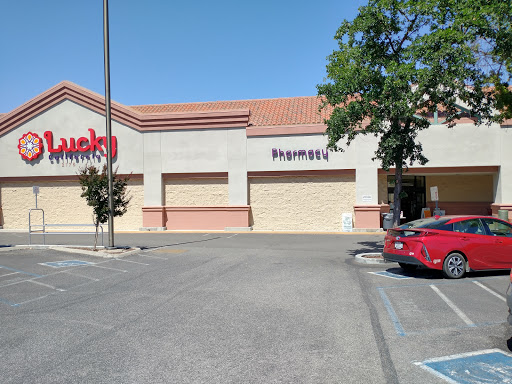 Supermarket «Lucky», reviews and photos, 2175 Grant Rd, Los Altos, CA 94024, USA
