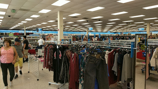 Clothing Store «Ross Dress for Less», reviews and photos, 2525 NE 10th Ct, Homestead, FL 33033, USA