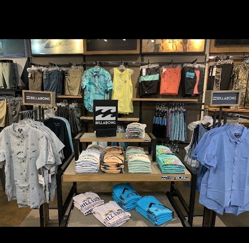 Surf Shop «Maui Nix Surf Shop», reviews and photos, 483 Mandalay Ave #101, Clearwater, FL 33767, USA