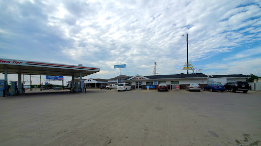 Convenience Store «Kwik Trip #762», reviews and photos, 1133 W George St, La Crosse, WI 54603, USA