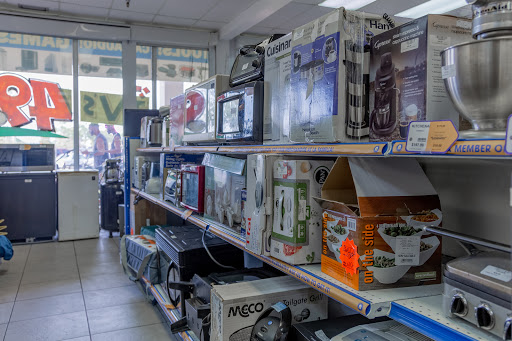 Pawn Shop «La Familia Pawn and Jewelry», reviews and photos, 2057 Americana Blvd, Orlando, FL 32839, USA