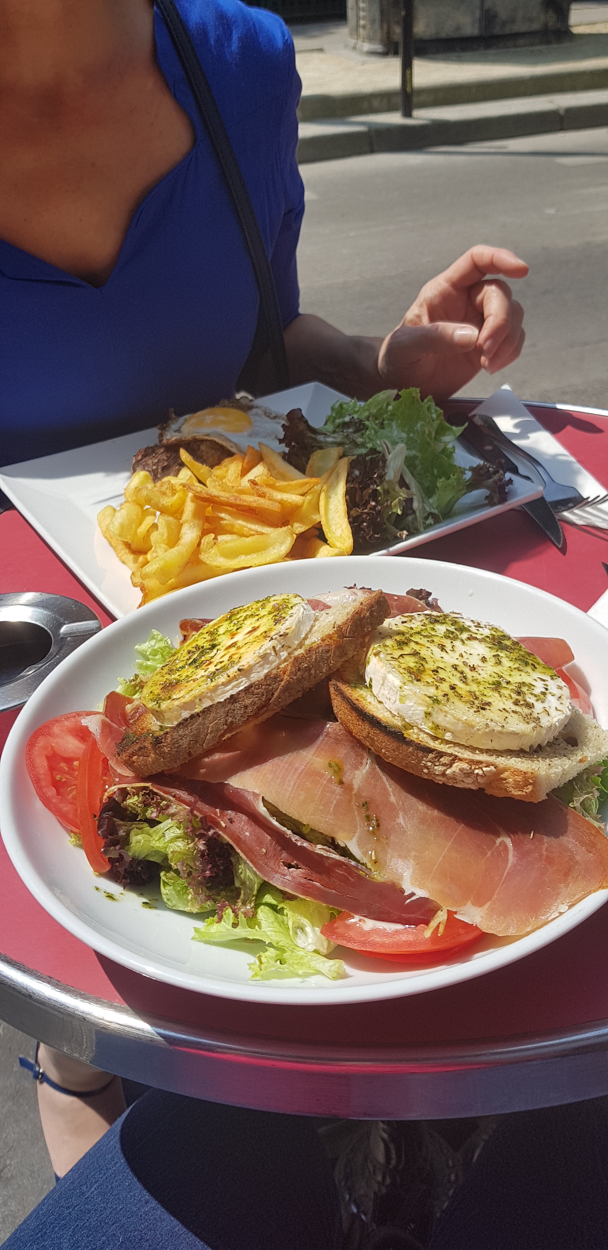 Photo n° 1 de l'avis de Lucie.e fait le 05/06/2018 à 21:32