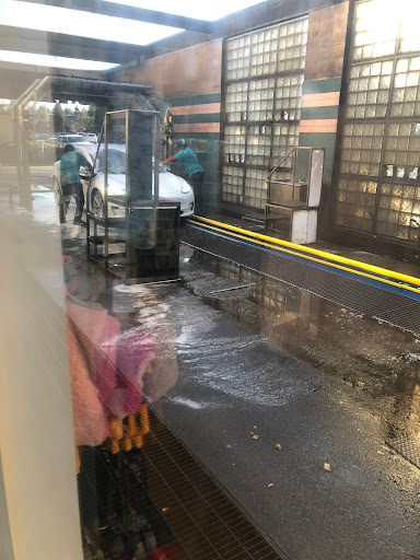 Car Wash «Auto Pride Hand Car Wash», reviews and photos, 909 Woodside Rd, Redwood City, CA 94061, USA