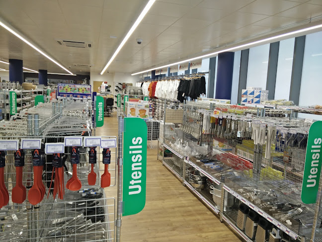 Comments and reviews of Nisbets Catering Equipment Edinburgh Store