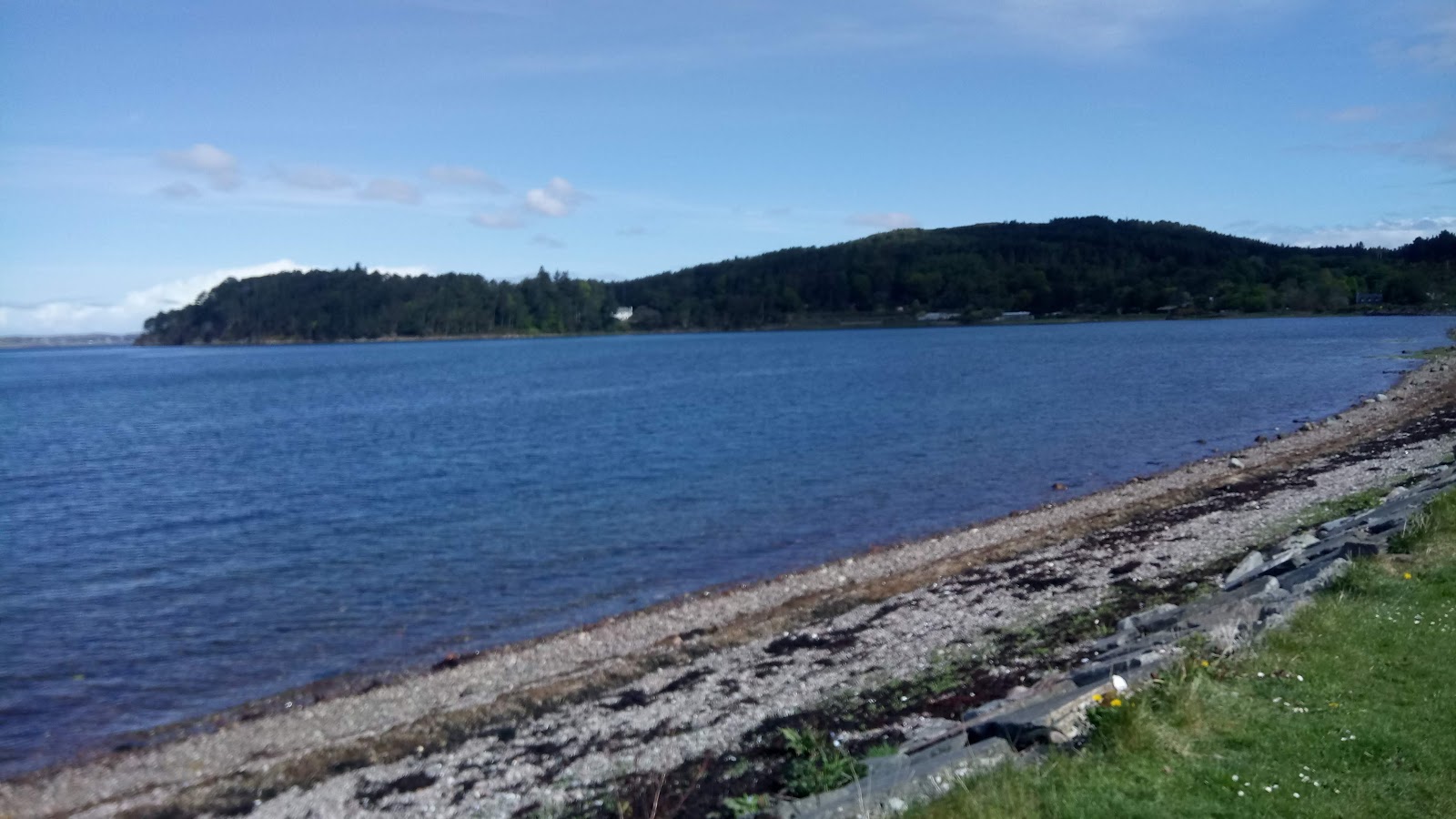 Photo de Londubh beach zone des équipements