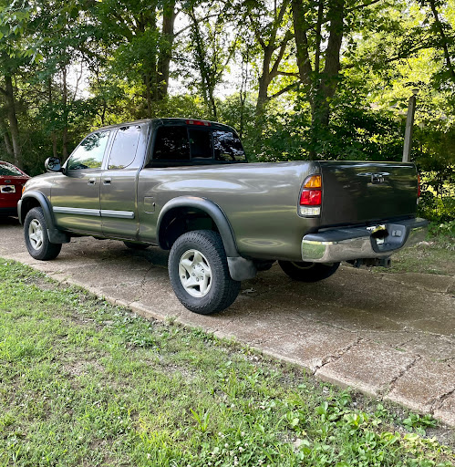 Auto Body Shop «Econo Auto Painting & Bodywork», reviews and photos, 701 Myatt Dr, Madison, TN 37115, USA