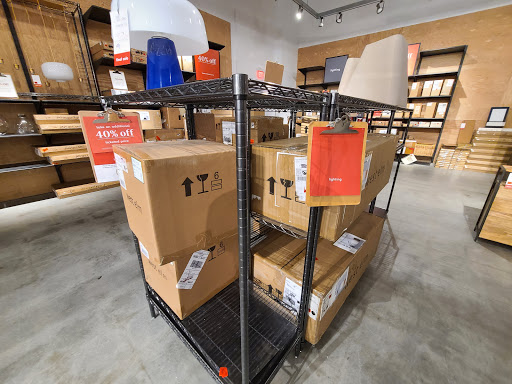 Outlet Store «west elm Outlet», reviews and photos, 1770 W Main St #301, Riverhead, NY 11901, USA