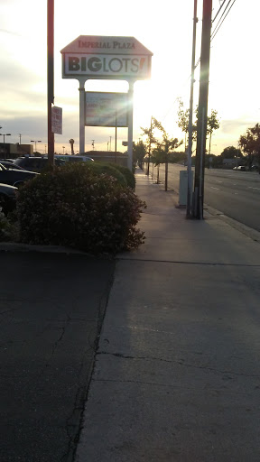 Shopping Mall «Mirada West Shopping Center», reviews and photos, 12709 Valley View Ave, La Mirada, CA 90638, USA