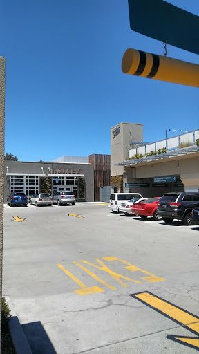 Gym «Equinox Palo Alto», reviews and photos, 440 Portage Ave, Palo Alto, CA 94306, USA