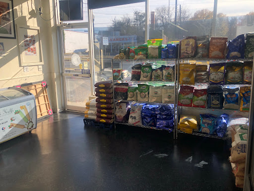 Wholesale Grocer «Asia Halal Supermarket», reviews and photos, 5171 Lee Hwy, Arlington, VA 22207, USA