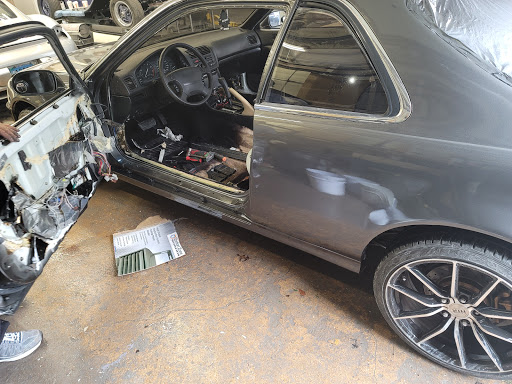 Auto Body Shop «Luis Auto Body», reviews and photos, 5505 Johnnycake Rd, Catonsville, MD 21228, USA