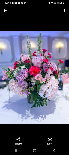 Florist «Berlin Blossom Shoppe», reviews and photos, 136 S White Horse Pike, Berlin, NJ 08009, USA