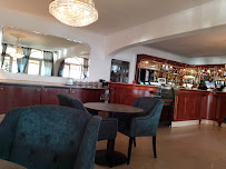 Atmosphère du Restaurant La Vague d'Or à La Seyne-sur-Mer - n°6