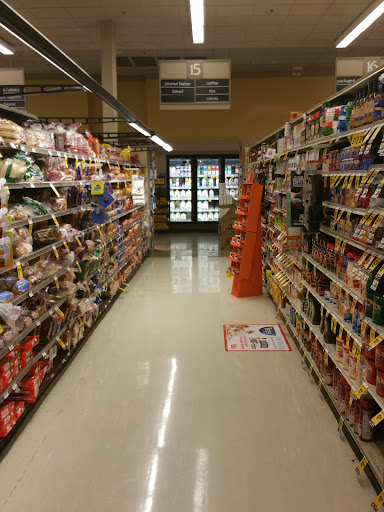 Grocery Store «Vons», reviews and photos, 576 W Main St, Santa Paula, CA 93060, USA