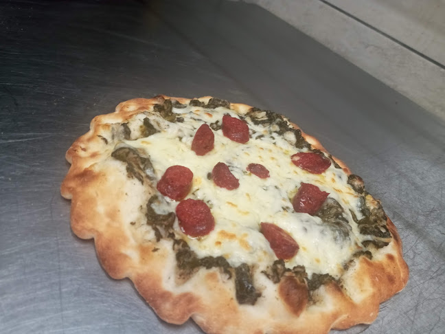 Zeit & Zaatar - Ealing - Pizza